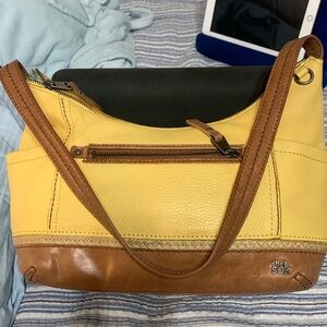 The SAK Kendra Hobo Leather Shoulder
Handbag Bag